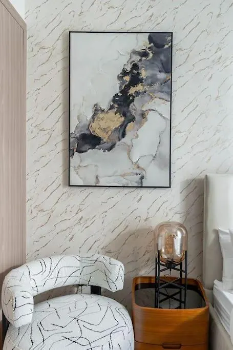 Nasma Luxury Stays - Trendy & Stylish Living Studio At Azizi Riviera 41 Dubai 0*,  Emirados Árabes Unidos